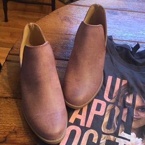 Mauve/Pink Qupid Booties